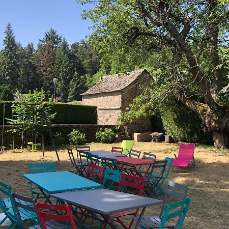 Les Gites Du Paradis Murol Exterior photo